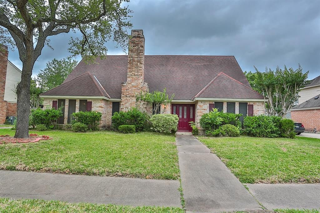 15306 La Mancha Dr Houston, TX 77083 - Thumbnail 2