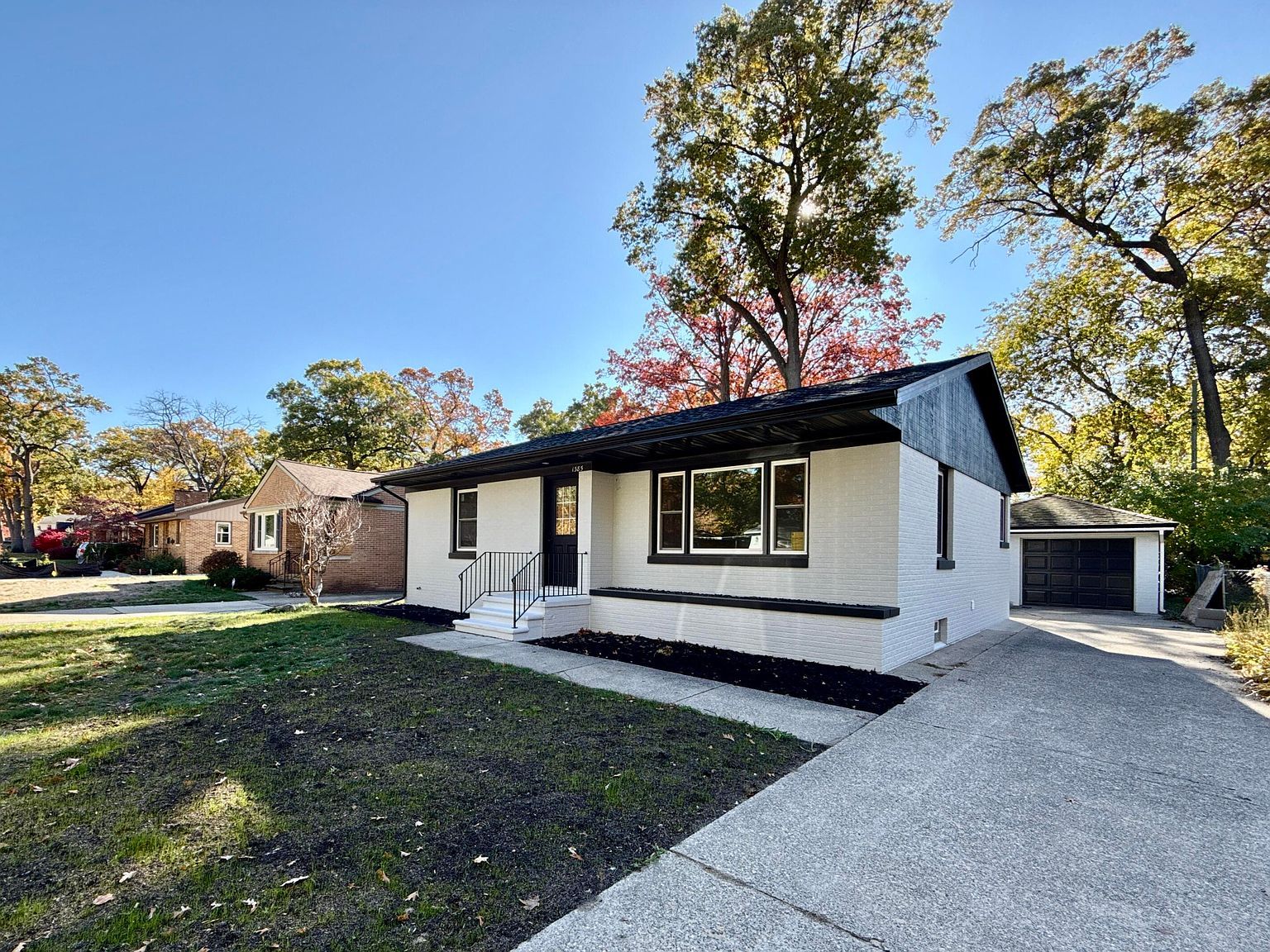 1385 Beardsley Ave Muskegon, MI 49441 - Thumbnail 2