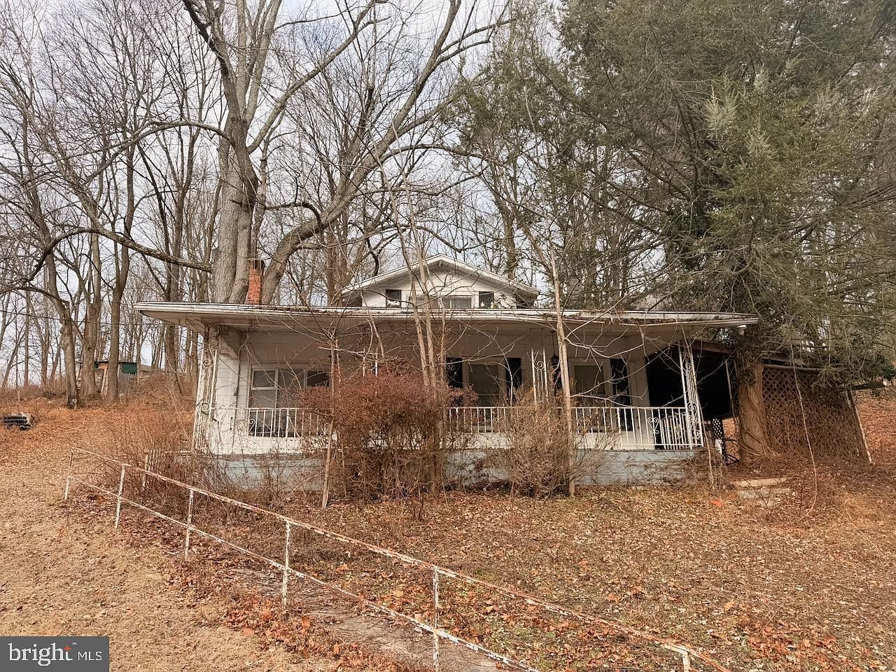 23 N Lake Dr Pottsville, PA 17901 - Thumbnail 2