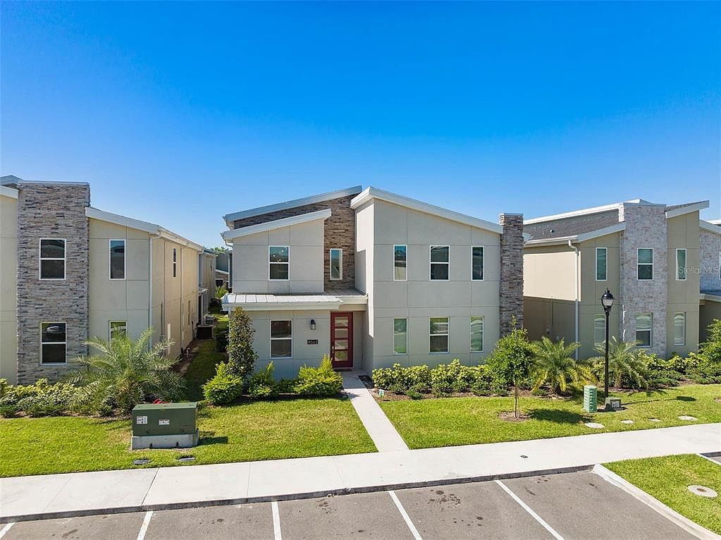 4562 Narrative Ln Kissimmee, FL 34746 - Thumbnail 2