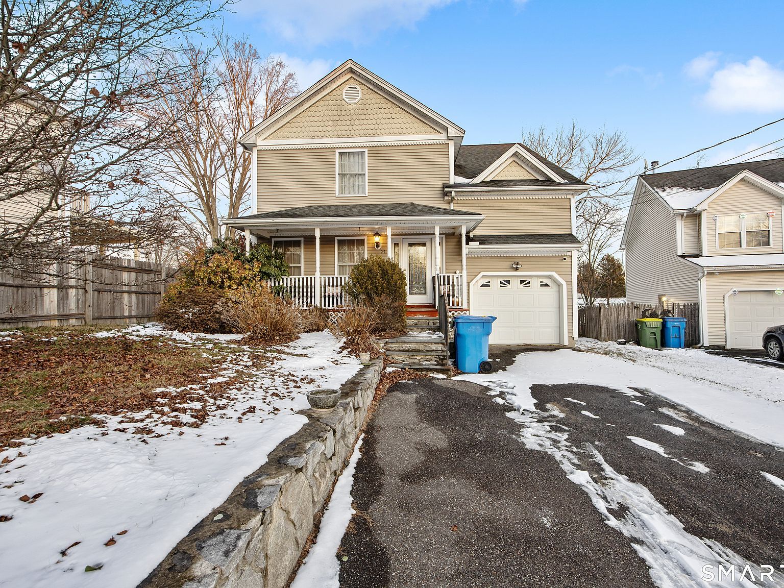 27 Amber Pl Waterbury, CT 06705 - Thumbnail 2