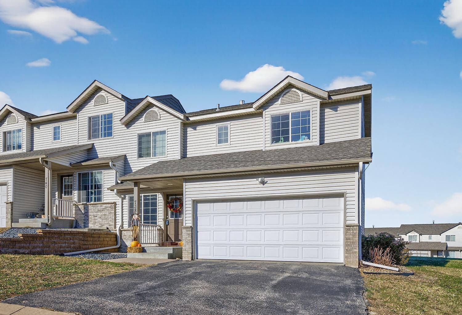 738 Baylee Pl SW Pine Island, MN 55963 - Thumbnail 2