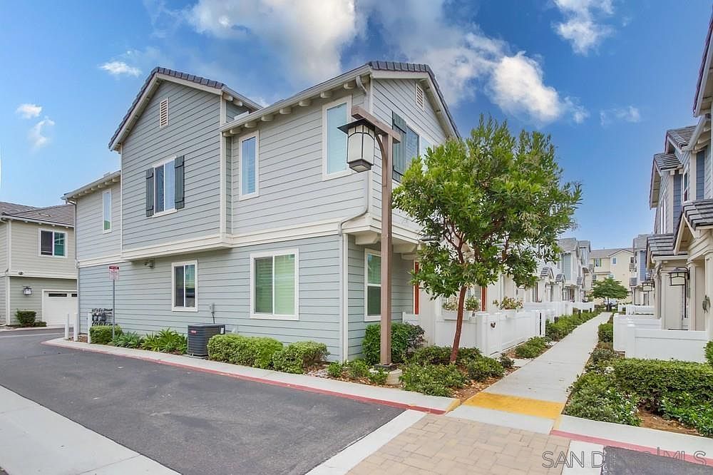 520 Surfbird Ln Imperial Beach, CA 91932 - Thumbnail 2