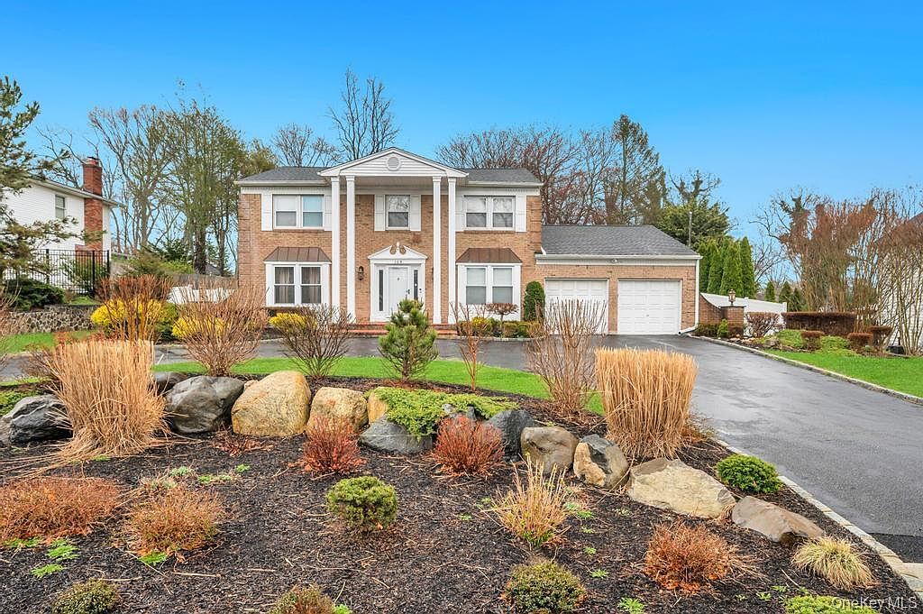 109 Virginia Ave Lake Grove, NY 11755  | Single Family