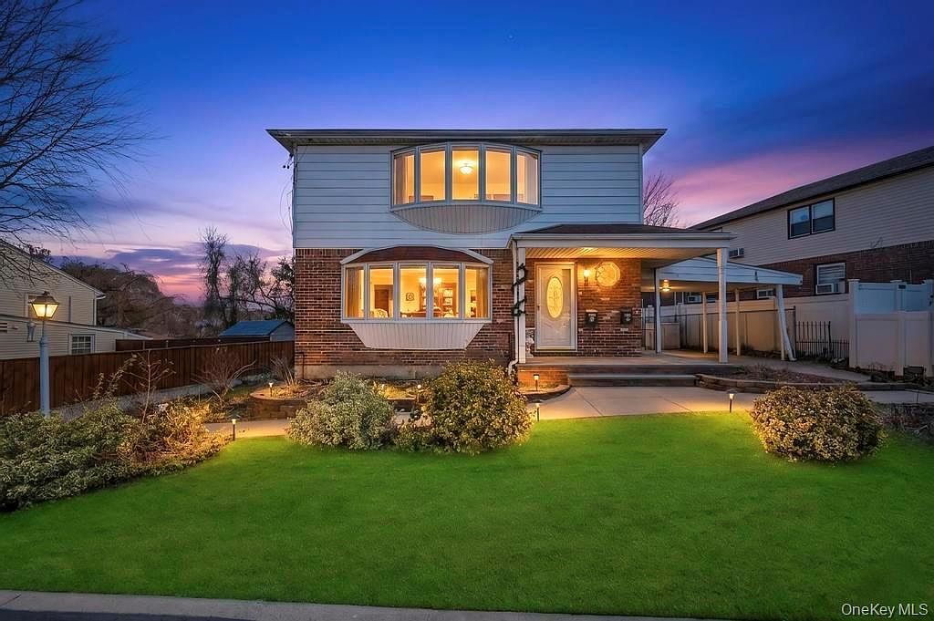 644 Broadway Bethpage, NY 11714  | Multi Family