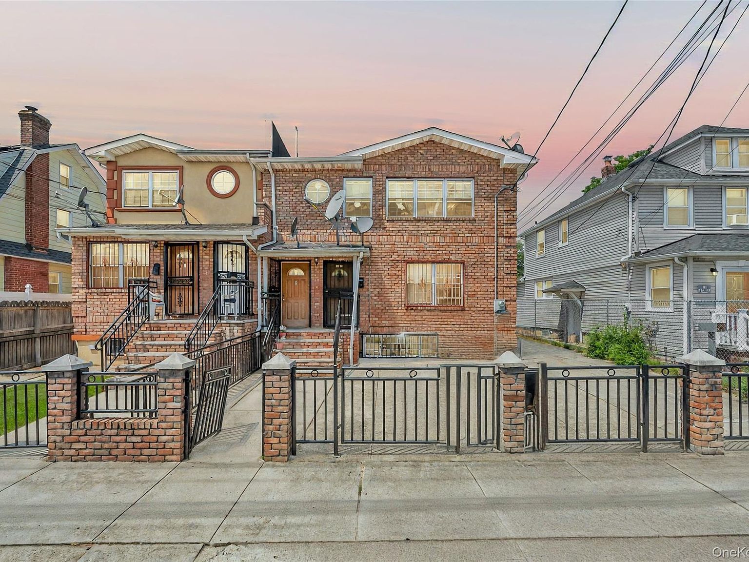 19115 119th Ave Saint Albans, NY 11412  | Multi Family