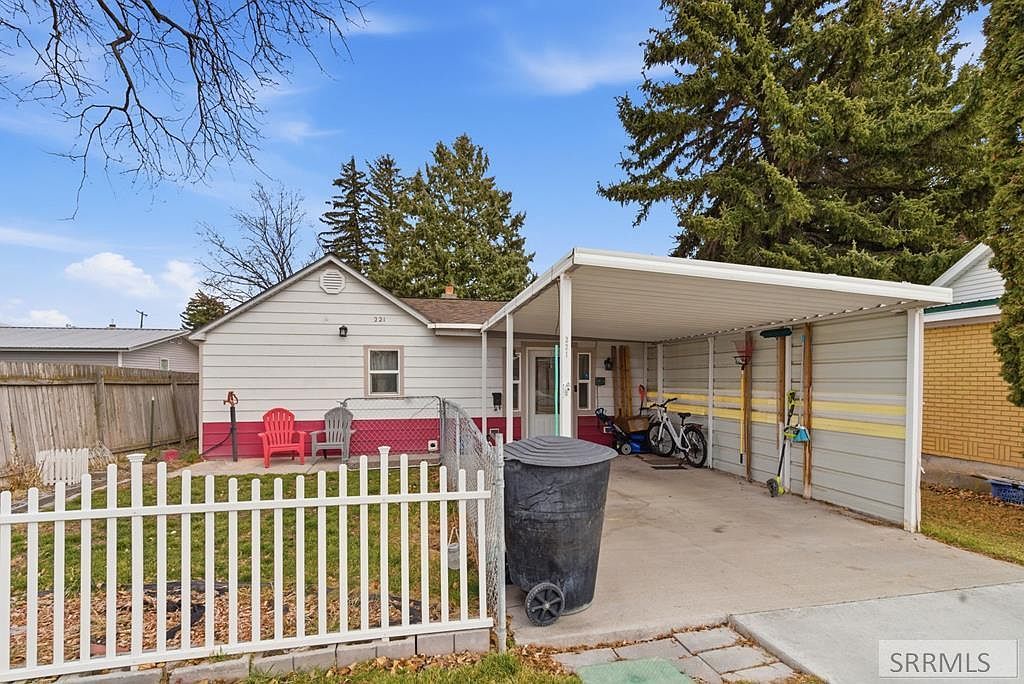 221 S Holmes Ave Shelley, ID 83274  | Single Family