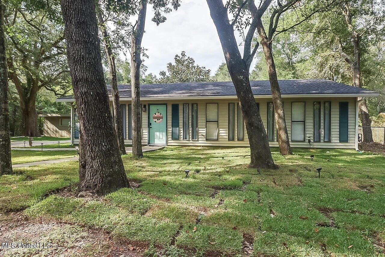 445 Evans Ave Gulfport, MS 39507 - Thumbnail 2