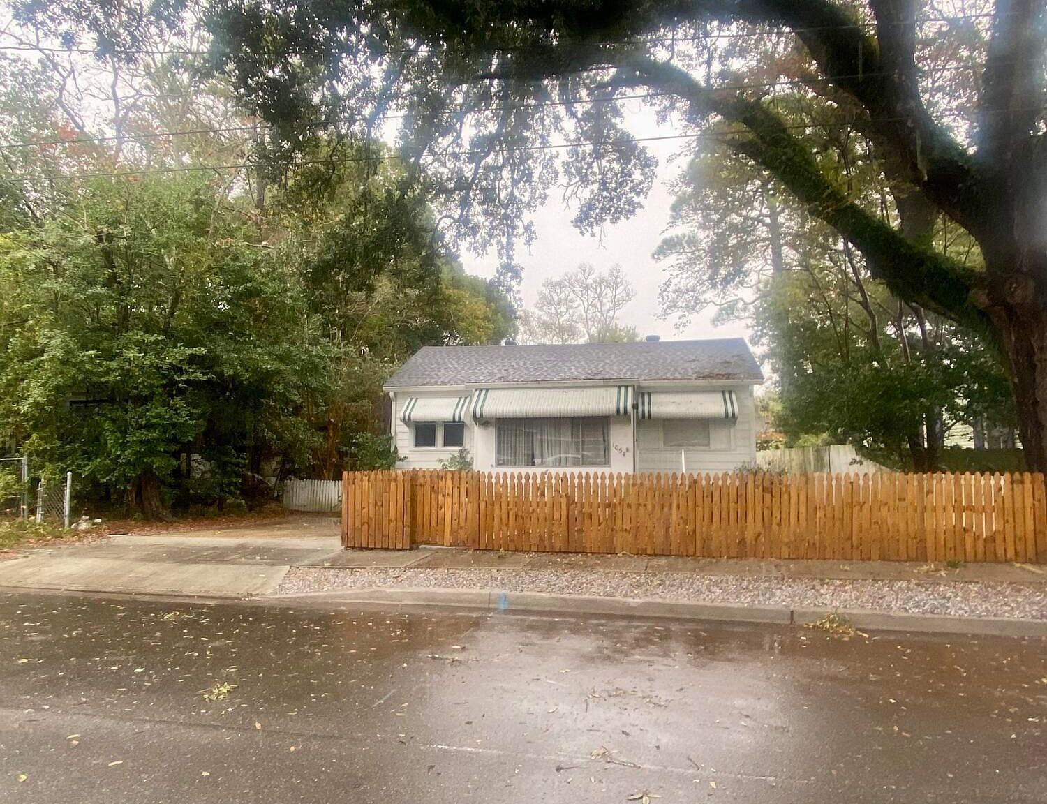 1054 Columbus St Biloxi, MS 39530 - Thumbnail 2