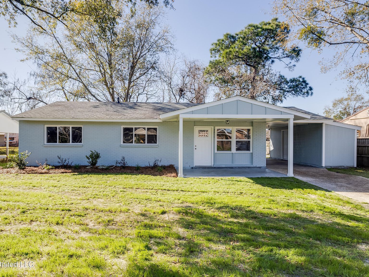 3211 Moreland St Pascagoula, MS 39567 - Thumbnail 2