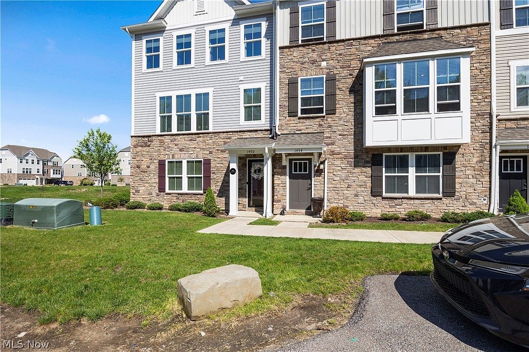 1454 Caymus Ct Avon, OH 44011, 44011