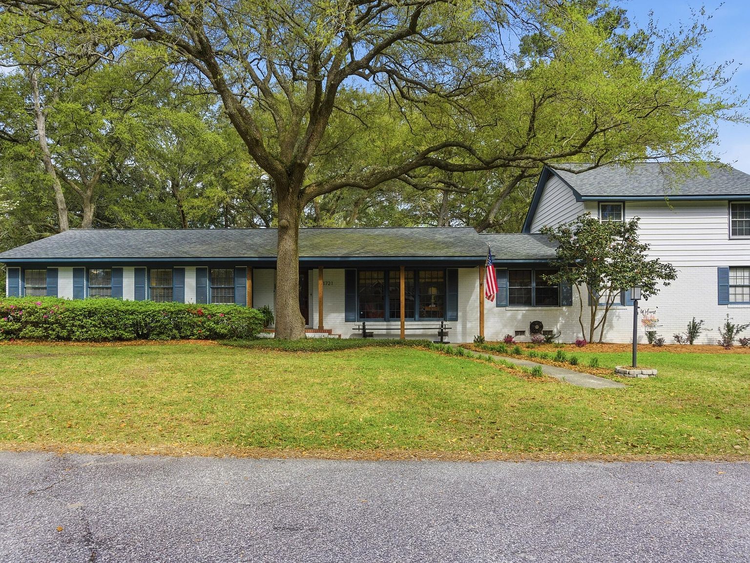 1721 Dartmoor Cir Charleston, SC 29407 - Thumbnail 2