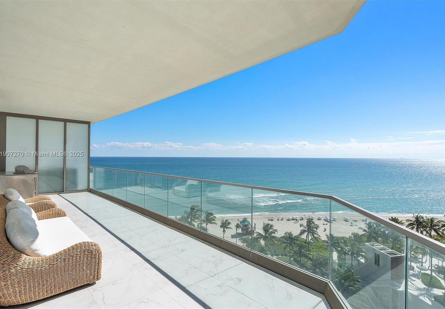 18975 Collins Ave UNIT 804 Sunny Isles Beach, FL 33160 - Thumbnail 2