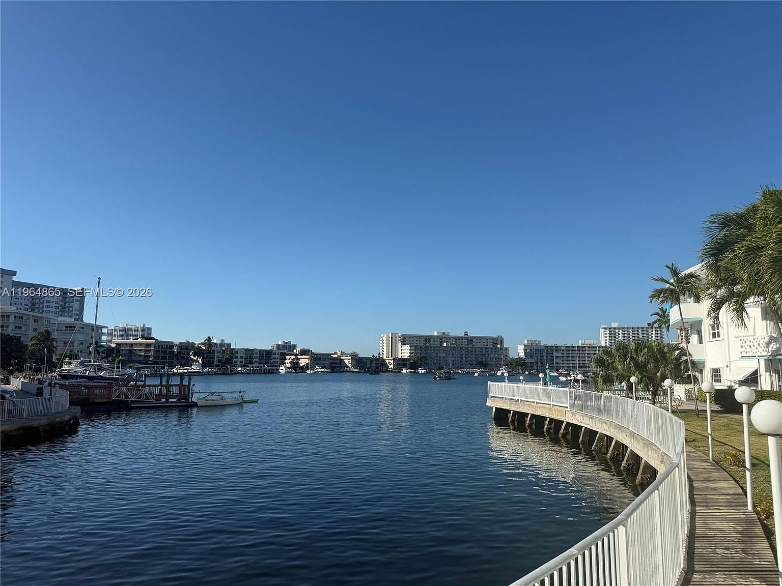 2500 Diana Dr APT 107 Hallandale Beach, FL 33009 - Thumbnail 2