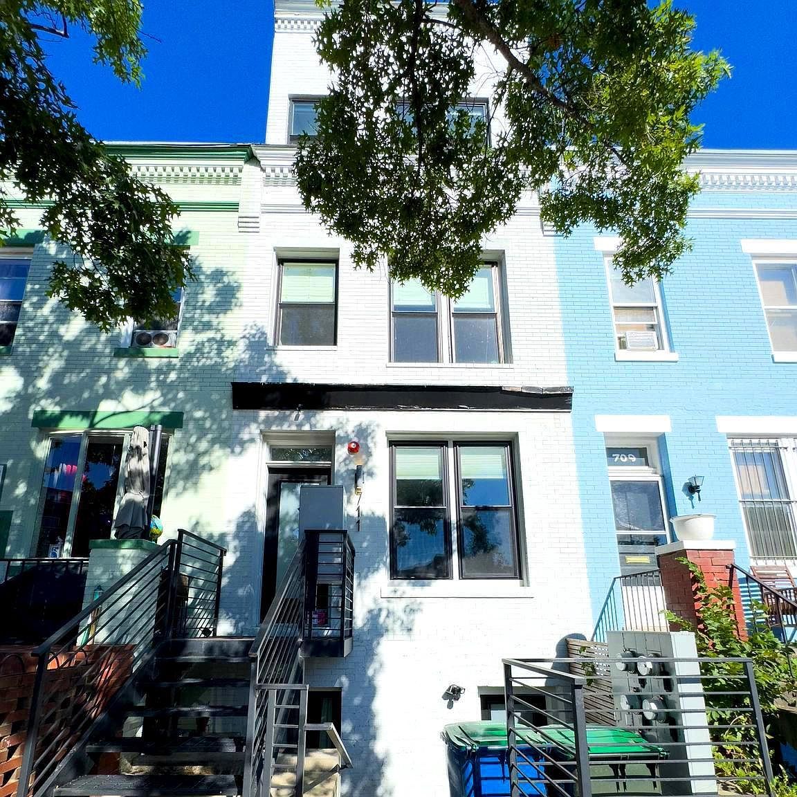 711 15th St NE UNIT 4 Washington, DC 20002 - Thumbnail 2