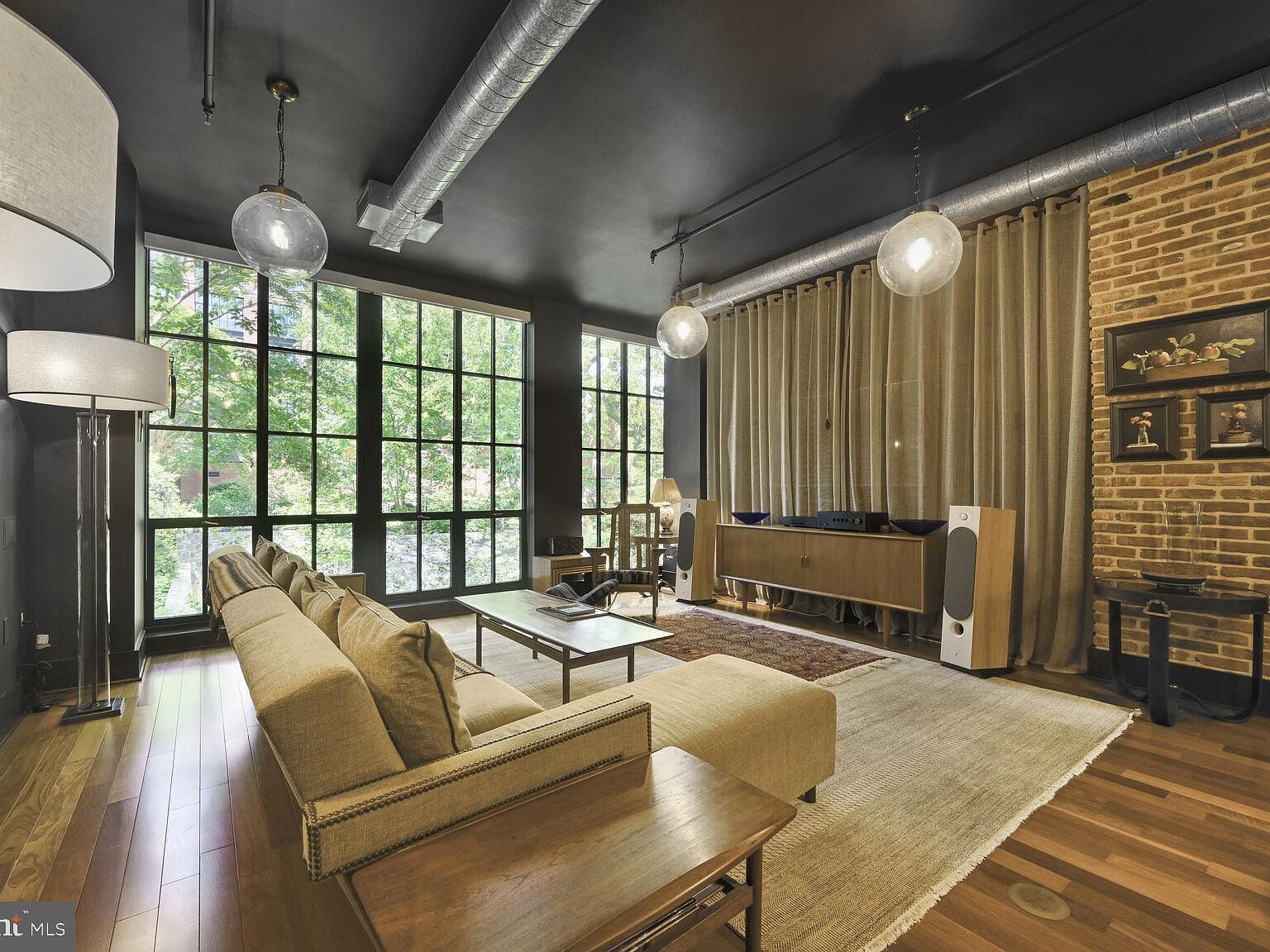 1615 N Queen St #M303 Arlington, VA 22209 - Thumbnail 2