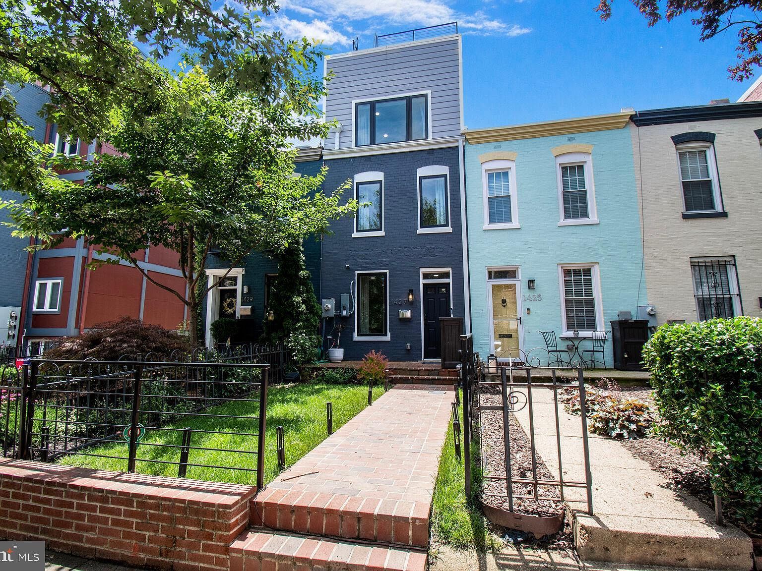 1427 K St SE Washington, DC 20003 - Thumbnail 2