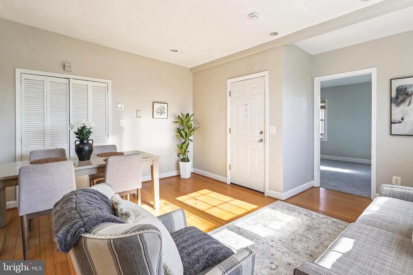 5501 8th St NW APT 4 Washington, DC 20011 - Thumbnail 2