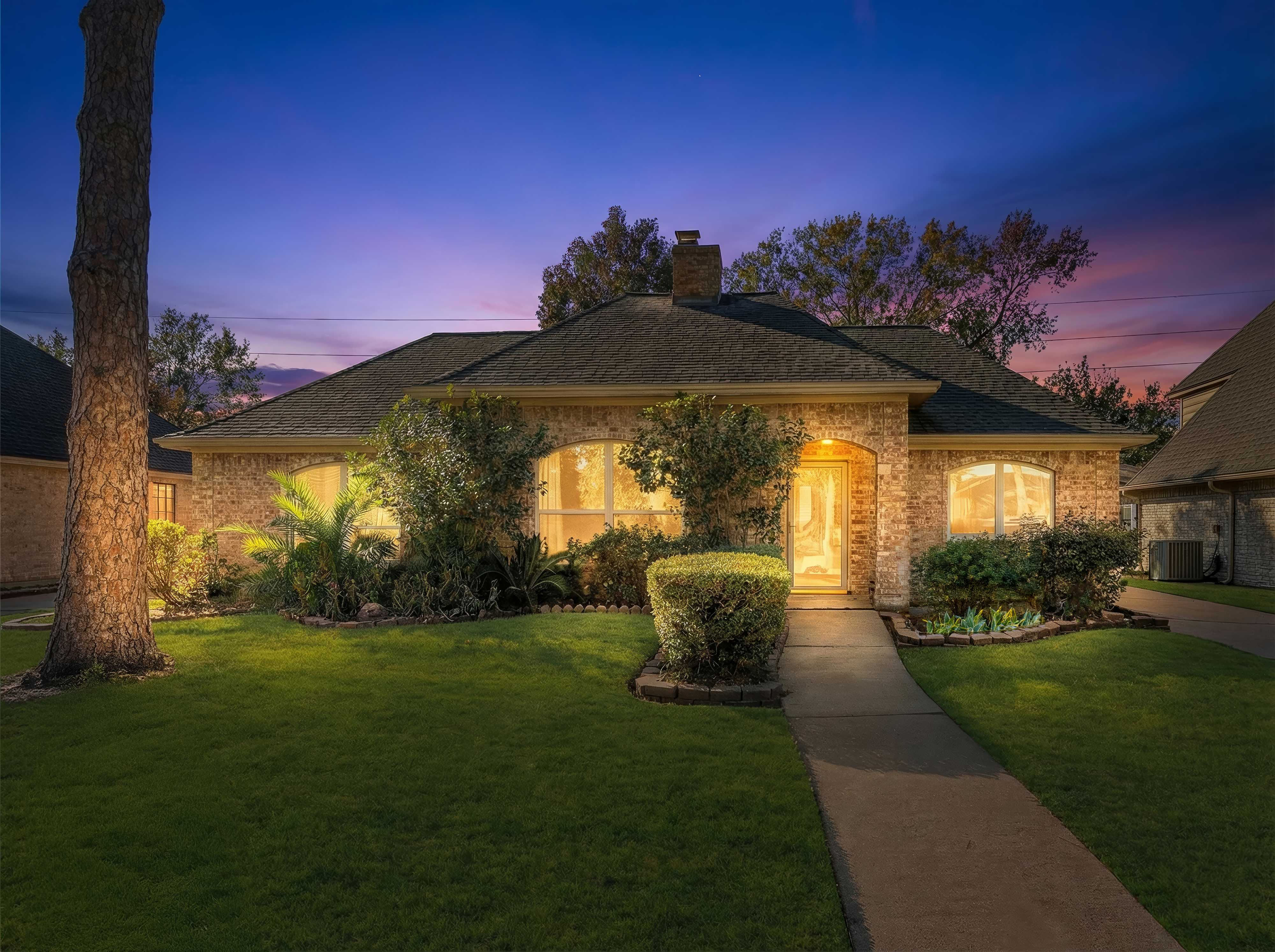 8706 Chelsworth Drive, Houston, TX, USA, 77083  | Single Family