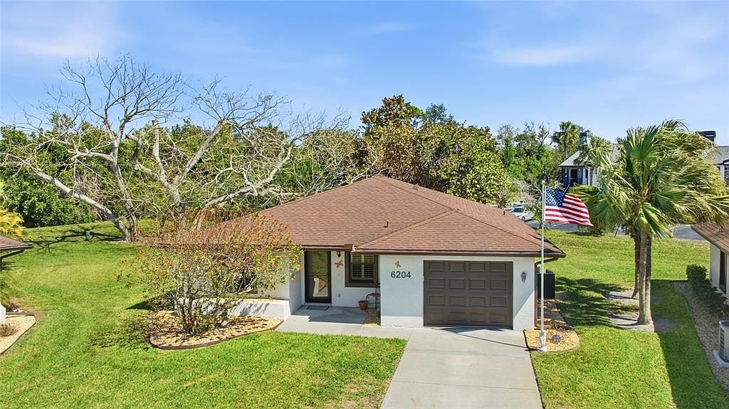 6204 Heritage Ln Bradenton, FL 34209 - Thumbnail 2