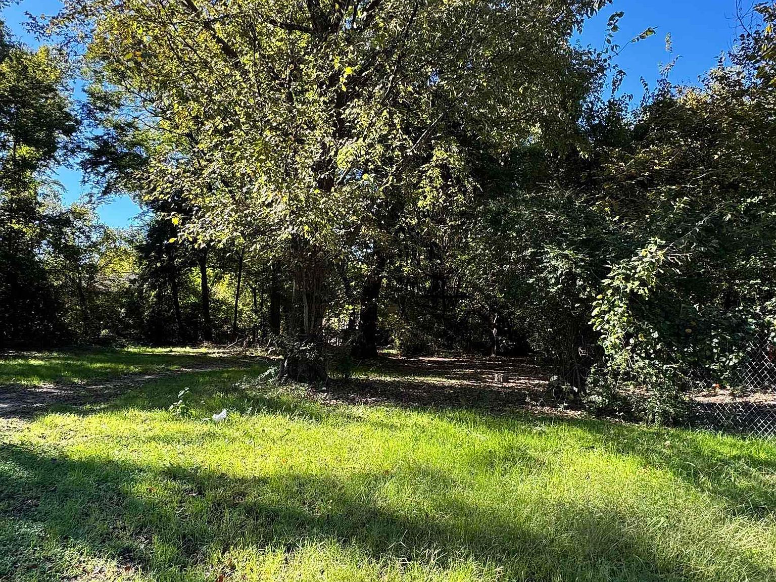 2167 Hunter Ave Memphis, TN 38108 - Thumbnail 2