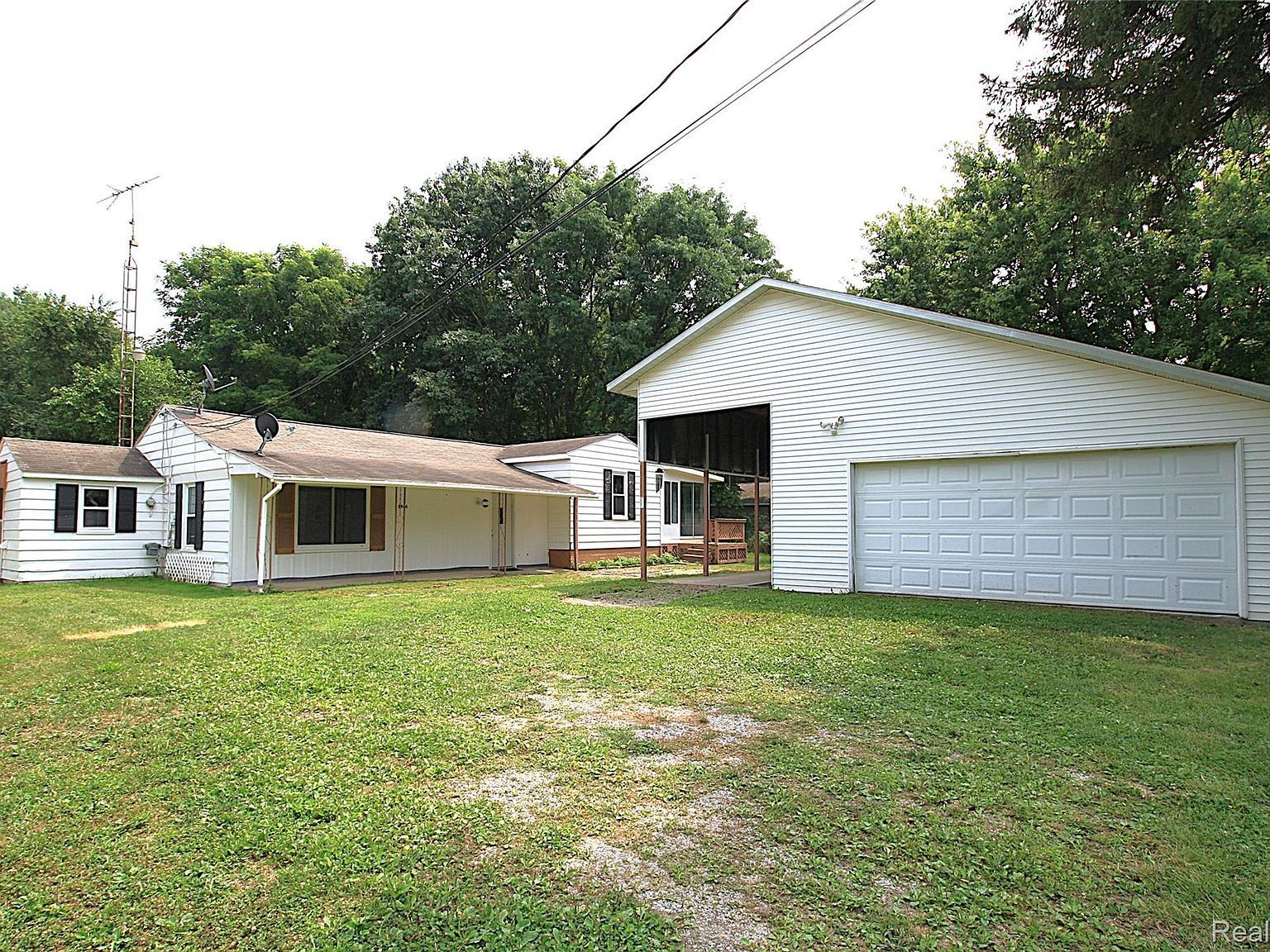 5964 Kader Dr Flint, MI 48506 - Thumbnail 2