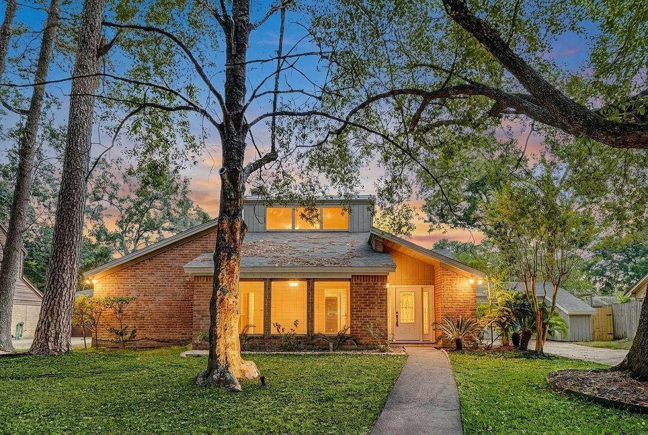 3406 Forest Village Dr Humble, TX 77339 - Thumbnail 2