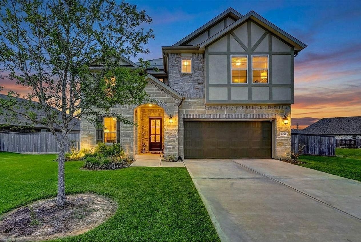 4910 Magnolia Springs Dr Pearland, TX 77584 - Thumbnail 2