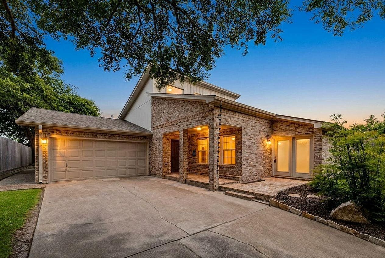 9650 Val Verde St Houston, TX 77063, 77063