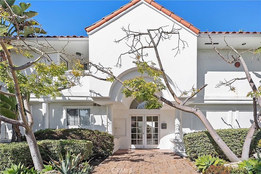 206 Avenida Montalvo APT 8 San Clemente, CA 92672 - Thumbnail 2