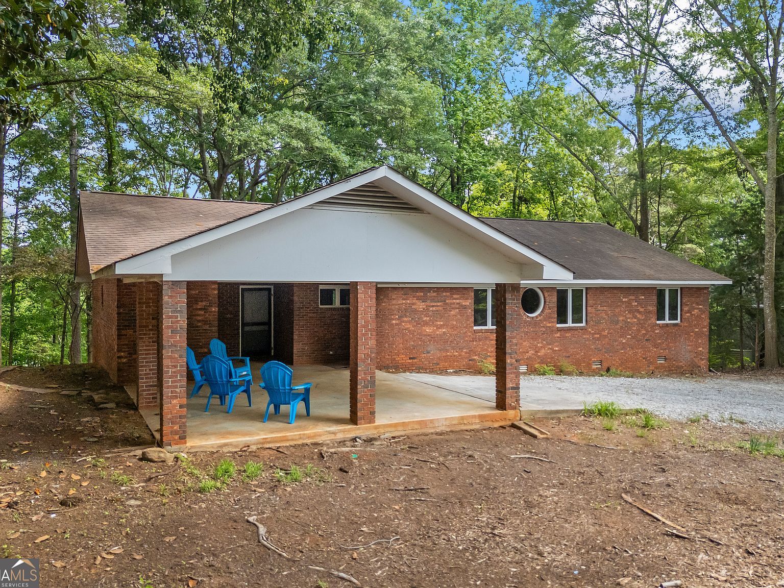 346 Lake Club Cir Lavonia, GA 30553 - Thumbnail 2