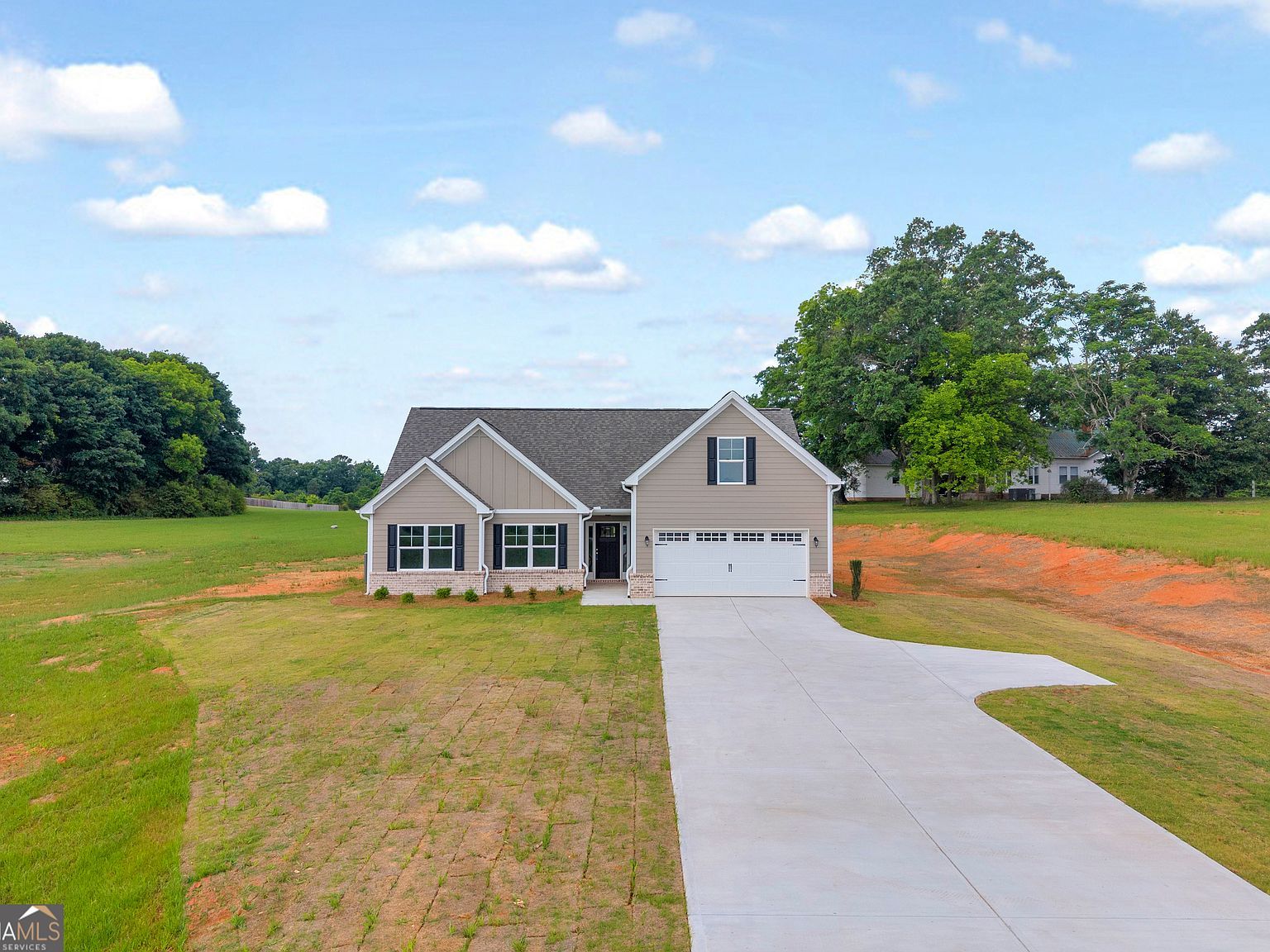 1347 S Fairview Rd Lavonia, GA 30553, 30553