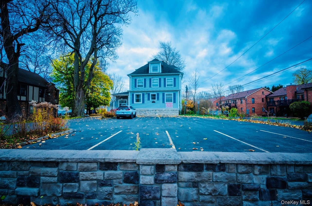3911 Main St Amherst, NY 14226, 14226