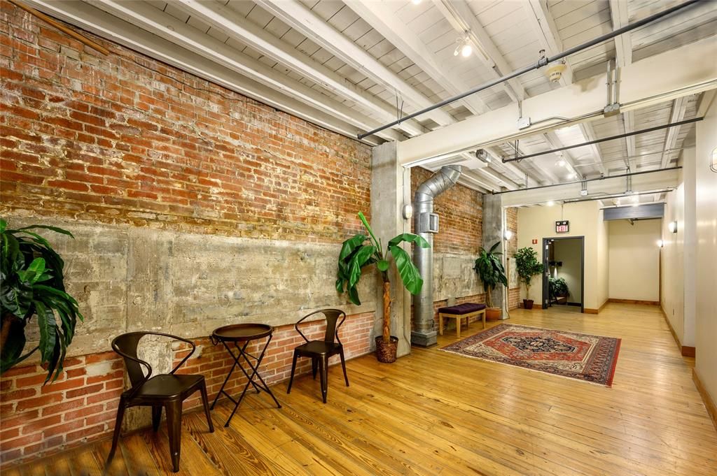 1011 Wood Street #301, Houston, TX, USA, 77002 - Thumbnail 2