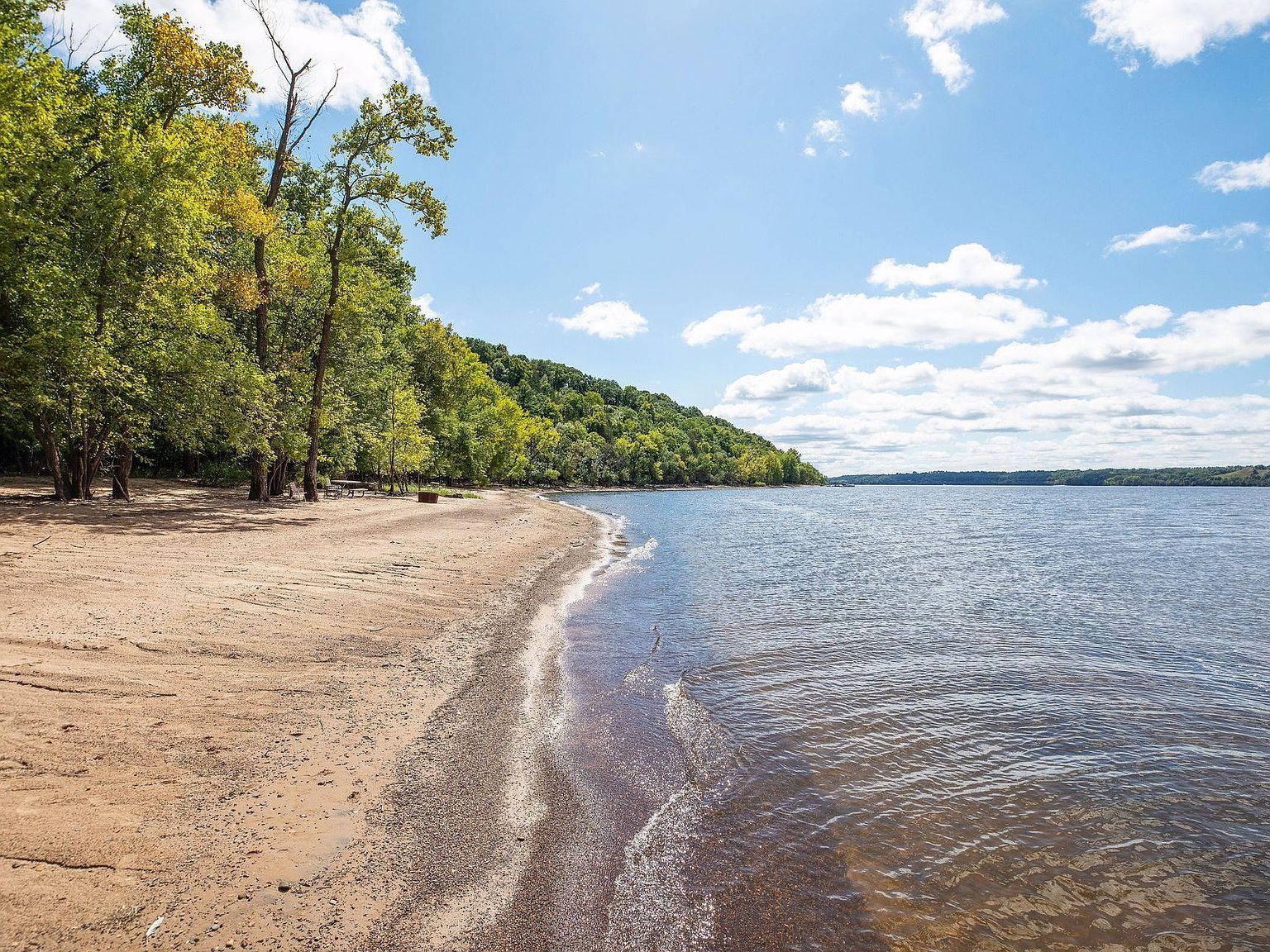 241 Starrwood Hudson, WI 54016 - Thumbnail 2