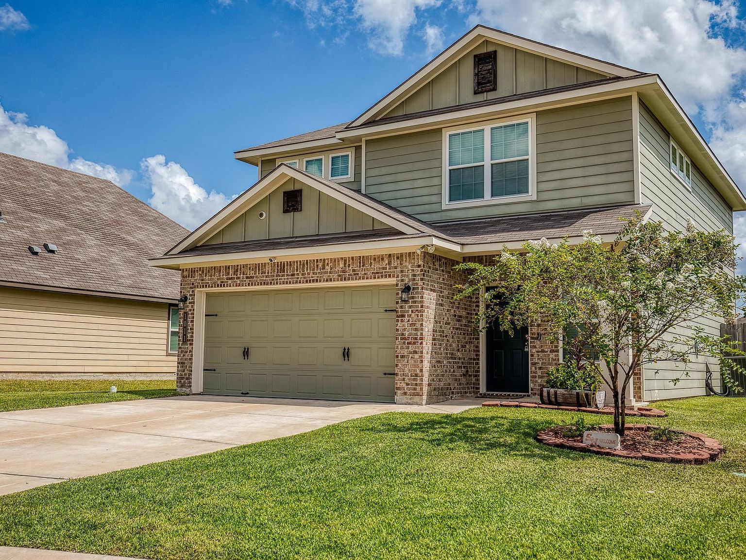 1011 Harvest Ln Brenham, TX 77833 - Thumbnail 2