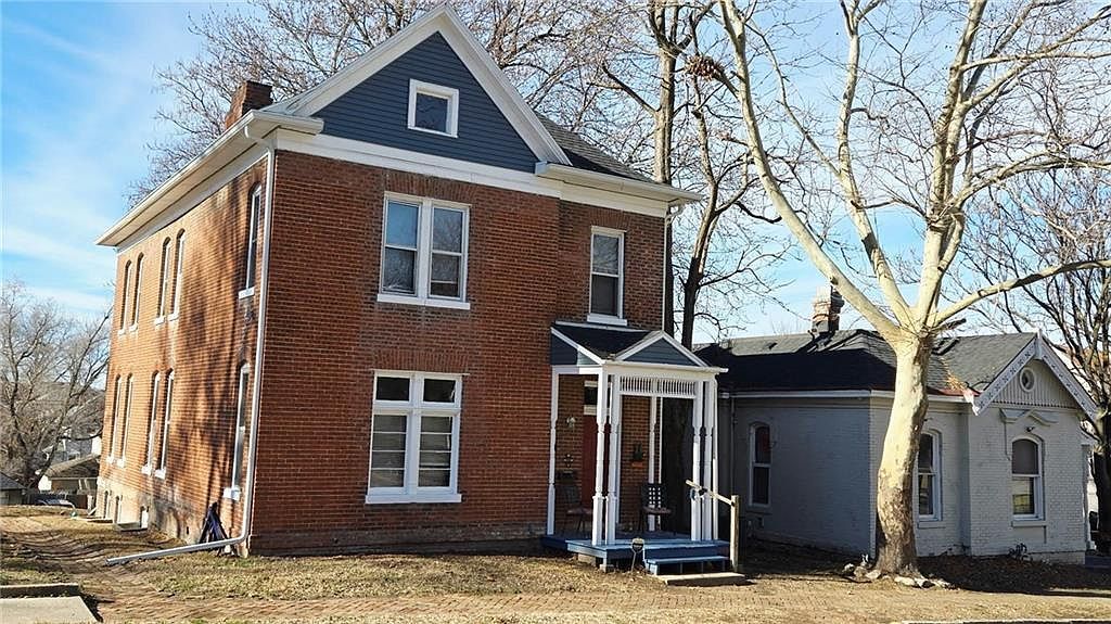 220 N 17th St Saint Joseph, MO 64501  | Single Family