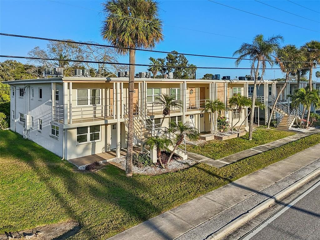 4565 Duhme Rd APT 101 Saint Petersburg, FL 33708 - Thumbnail 2