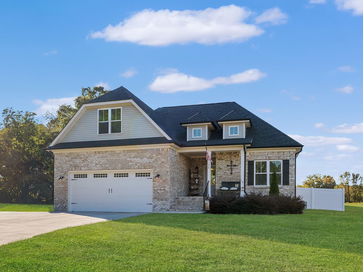 120 Parker St Four Oaks, NC 27524 - Thumbnail 2