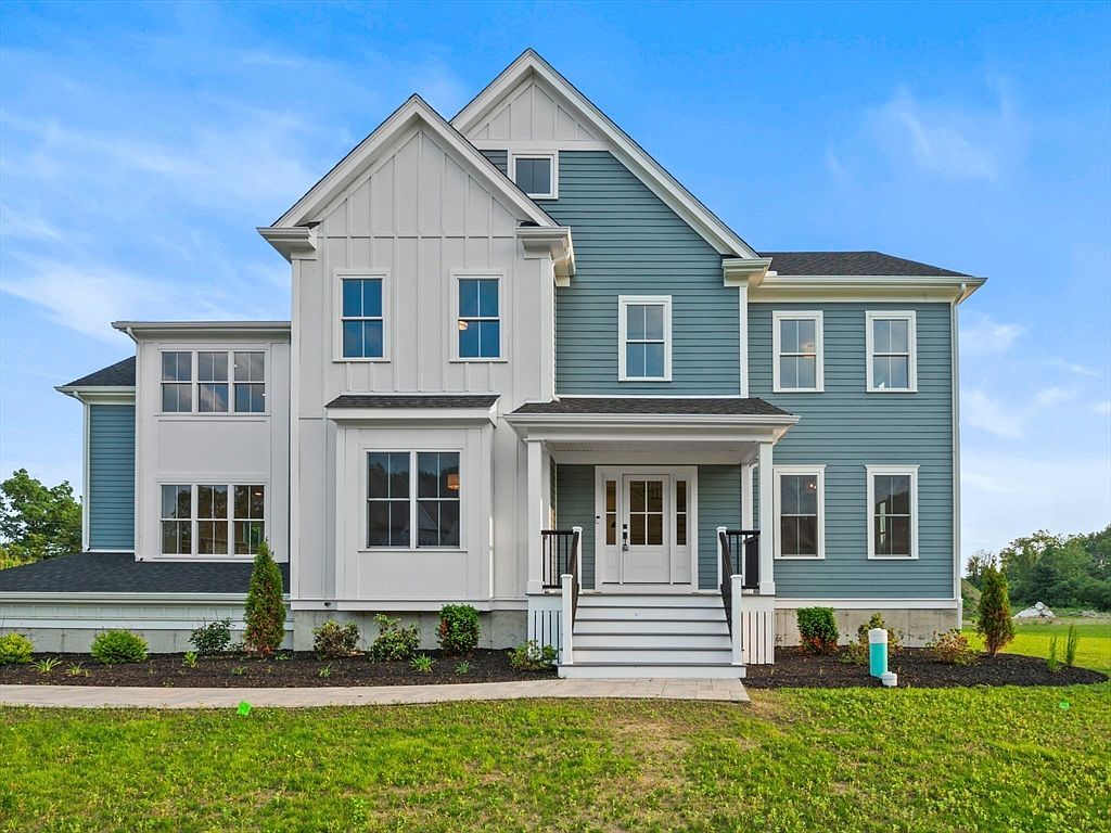 4 Weeping Willow Dr Andover, MA 01810 - Thumbnail 2