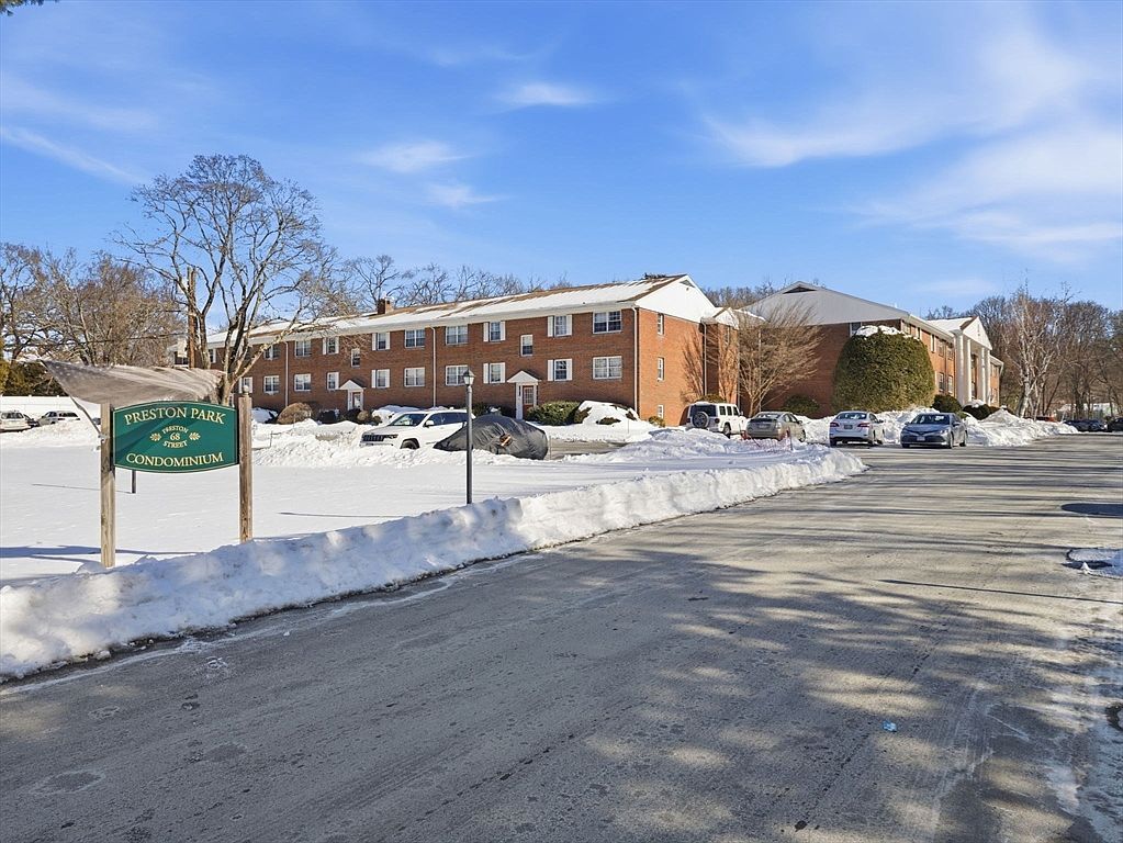 68 Preston St APT 6D Wakefield, MA 01880 - Thumbnail 2