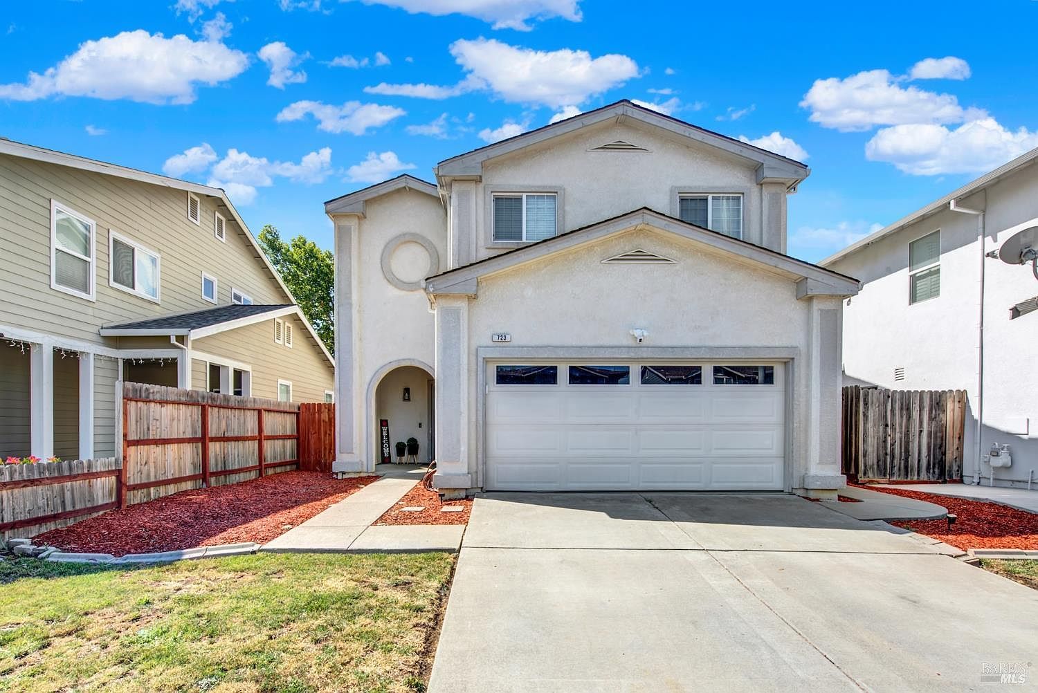 723 Chateau Cir Vacaville, CA 95687 - Thumbnail 2