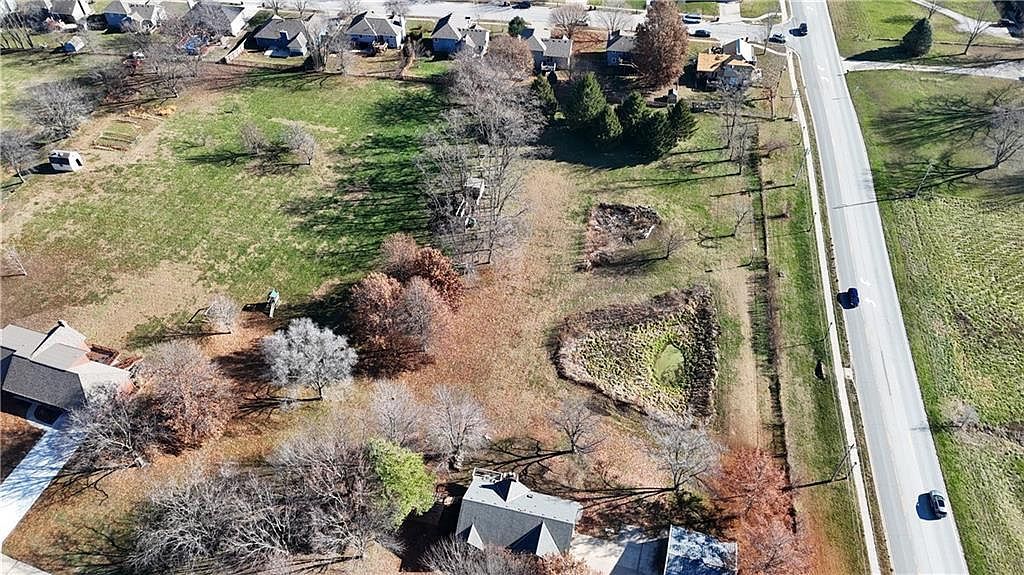 1811 Paddock Dr Kearney, MO 64060 - Thumbnail 2