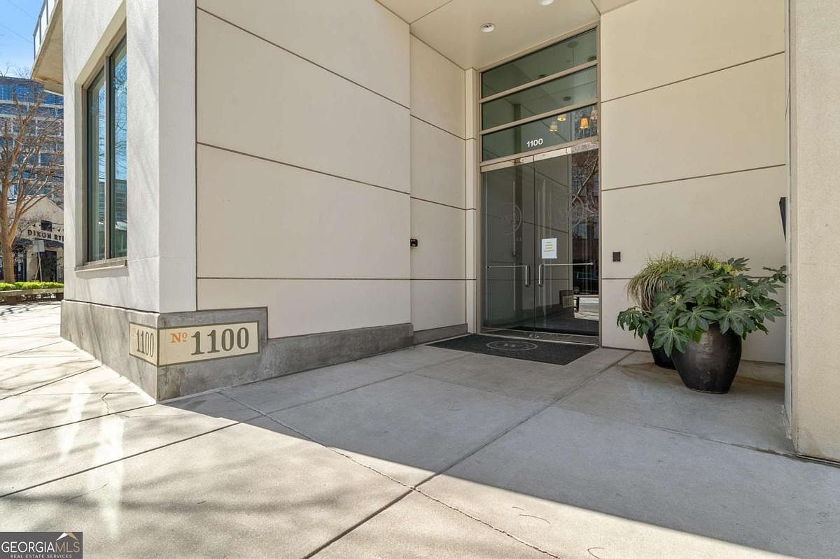 1100 Howell Mill Rd NW Unit 613 Atlanta, GA 30318, 30318