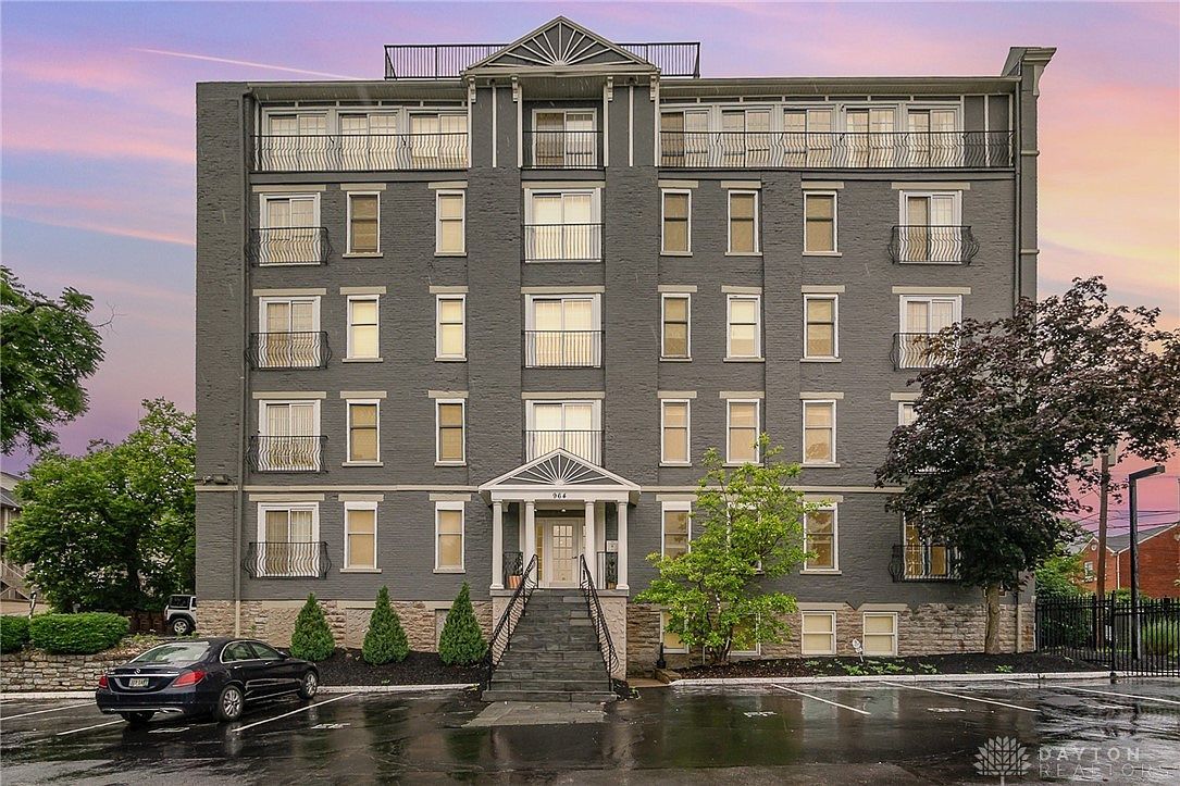 964 Auburnview Dr APT 3E Cincinnati, OH 45206 - Thumbnail 2