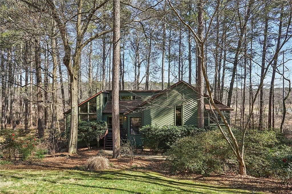 317 New Foal Ln NE Kennesaw, GA 30144 - Thumbnail 2