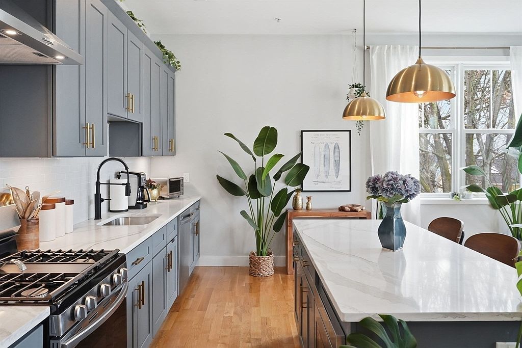 181 Cowper St #302 East Boston, MA 02128  | Condominium