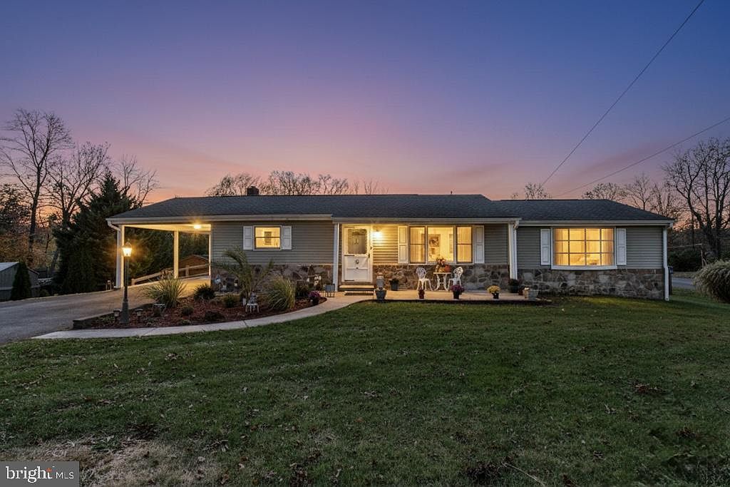 1365 Hanover Rd Gettysburg, PA 17325 - Thumbnail 2