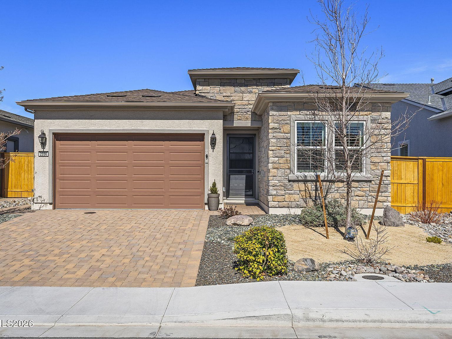 2330 Silent Creek Ln Sparks, NV 89436 - Thumbnail 2