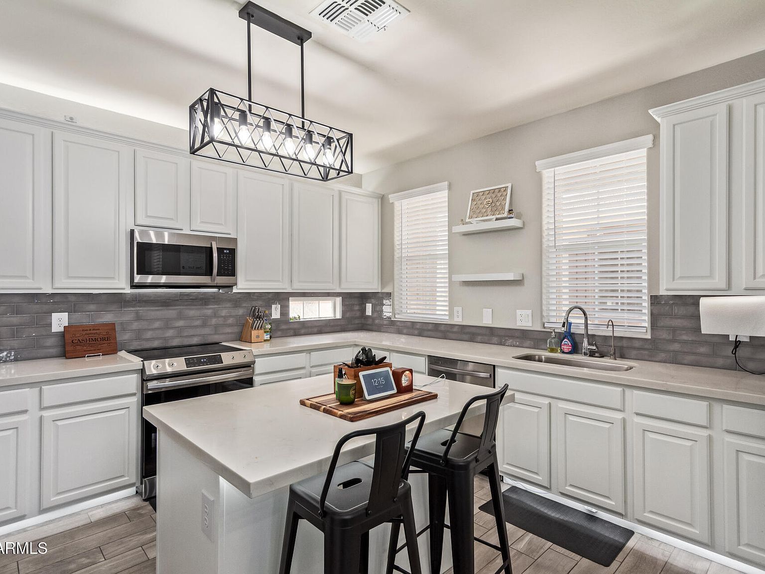 10212 E Isleta Ave Mesa, AZ 85209 - Thumbnail 2